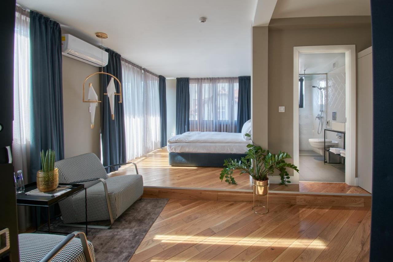 The Embassy Suites Sofia Extérieur photo