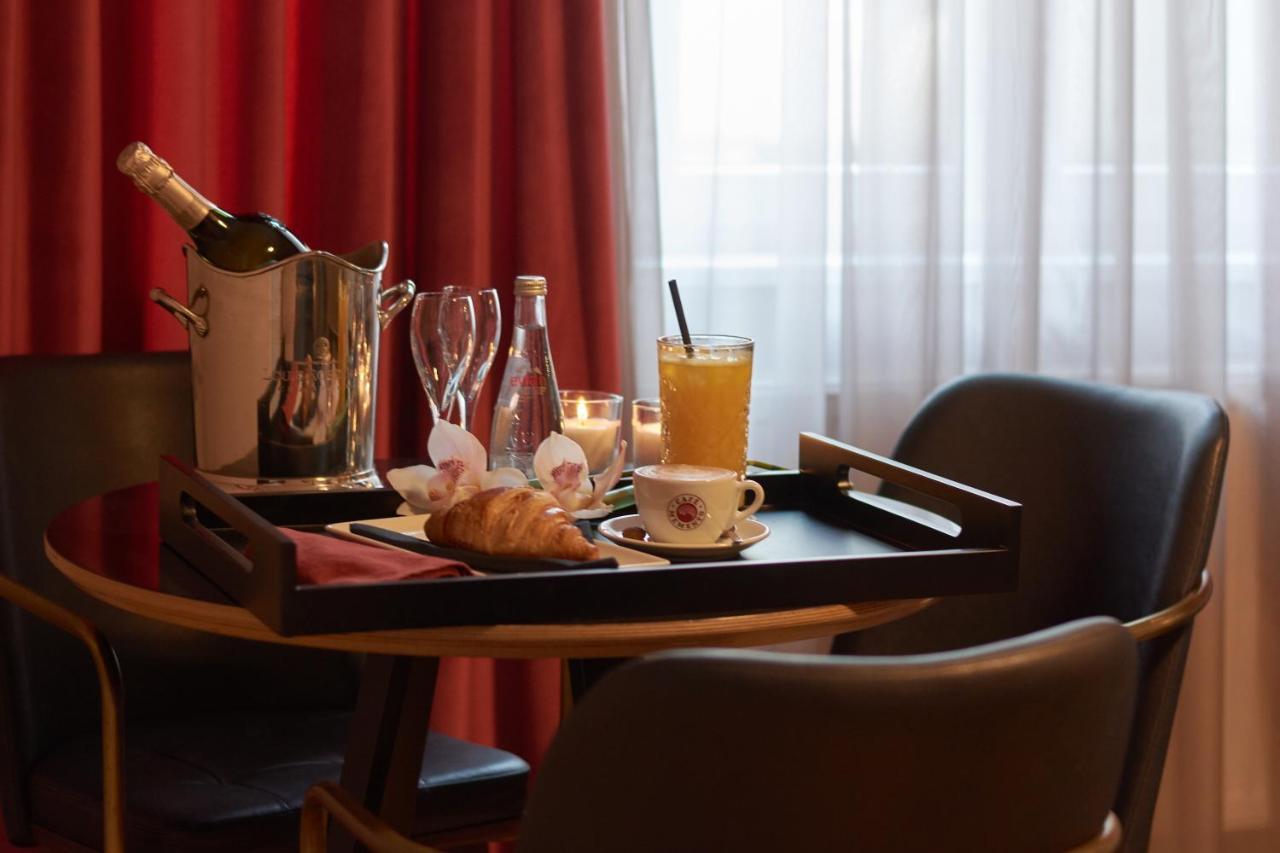 The Embassy Suites Sofia Extérieur photo